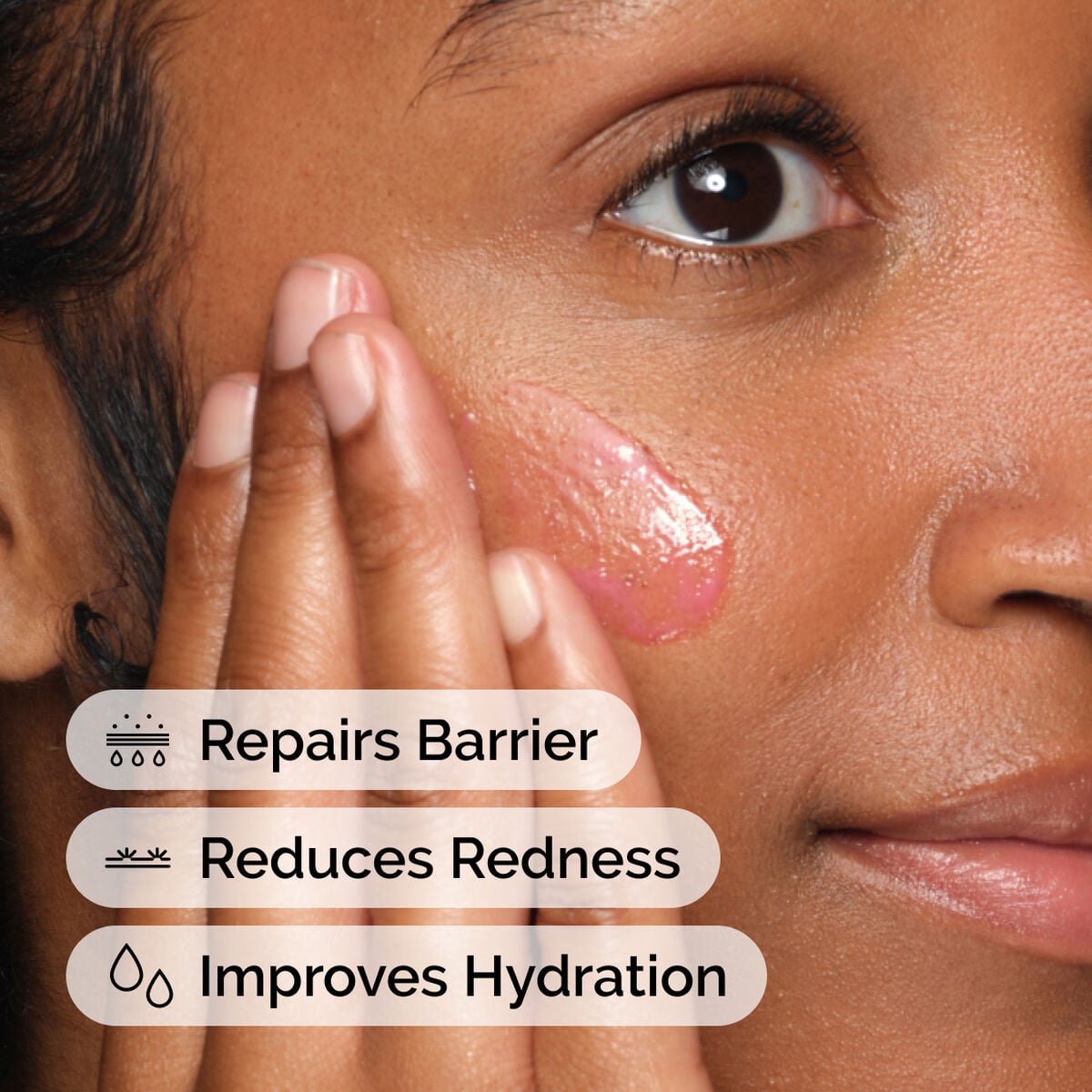 soothing-and-barrier-support-serum-set-n4 ord-soothing-barrier-support-serum-model-application-with-benefits.jpg